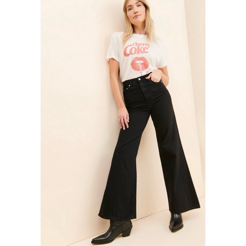 LEVI’S Black Flare Jeans